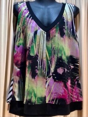 Gorgeous Relativity Large Floral Print Blouse